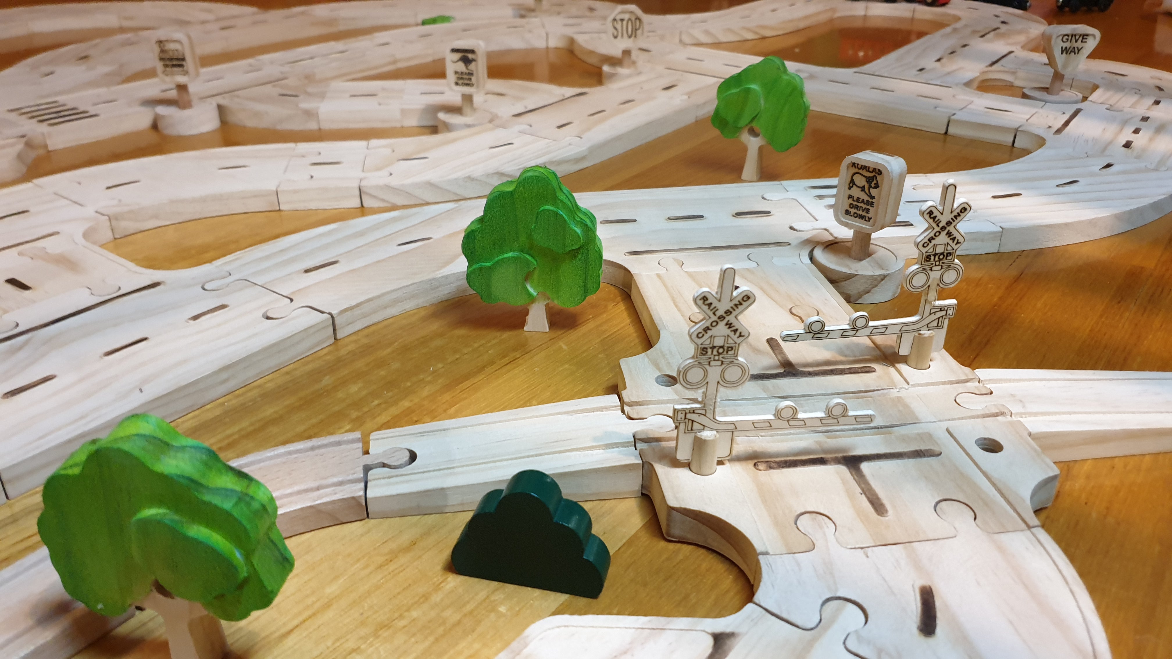 Timber road Railway crossing -Geared (Suburbia collection) Coming Oct/Nov 2025.